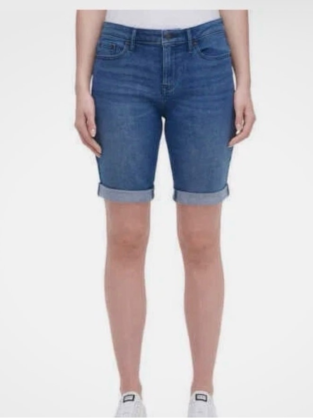 DKNY Bermuda Short Distressed womens jean Shorts size 6, Preppy, Minimalist